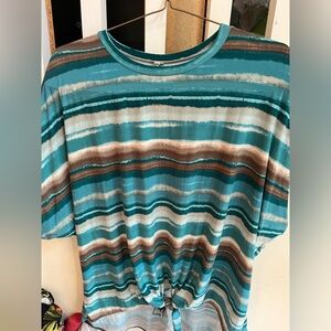 Tie front oversized shirt size 2X